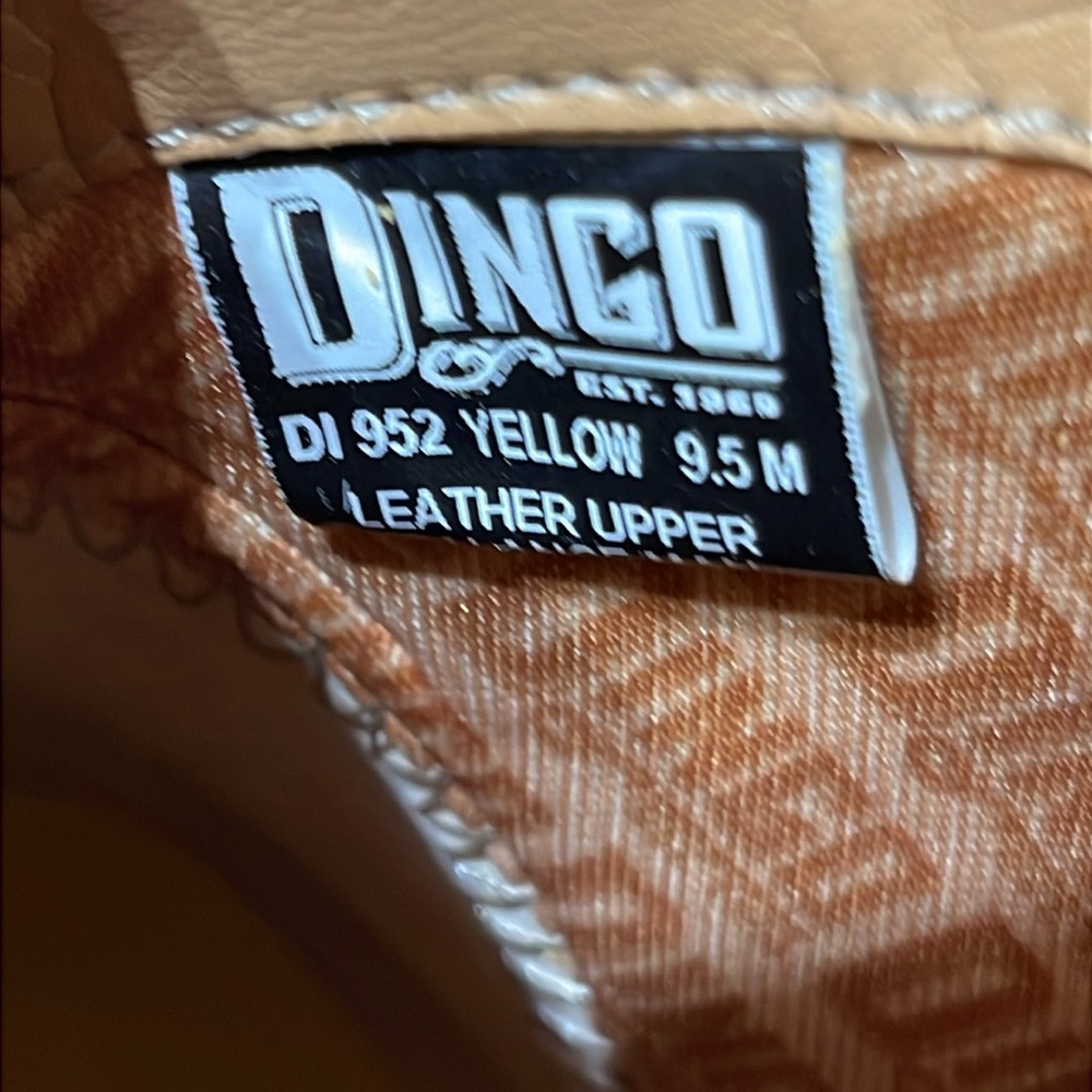 NWT-DINGO CLASSY N SASSY LEATHER BOOTIE STYLE DI952YE10 WOMEN’S 9.5M - Picture 9 of 10